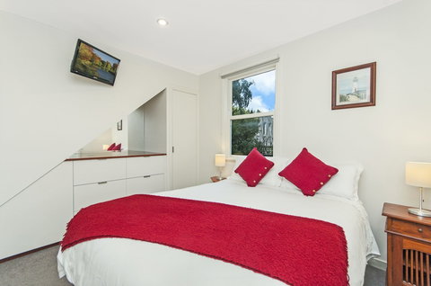 JOHANSSONS PERCH COTTAGE - Darwin Holiday 2