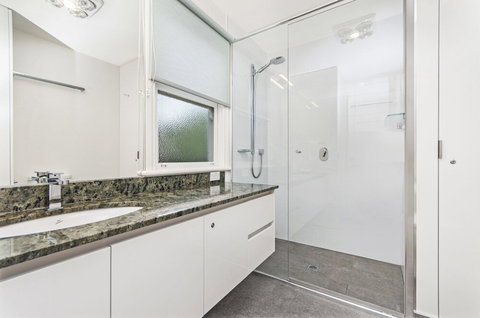 JOHANSSONS PERCH COTTAGE - Darwin Holiday 5