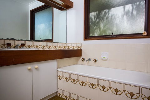 Meltemi Unit 4 Tura Beach - Darwin Holiday 6