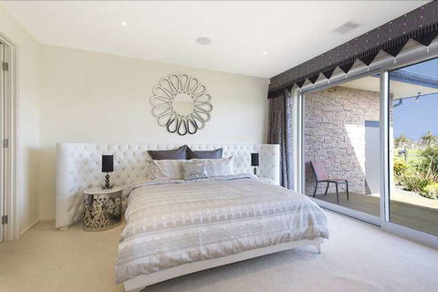 Jolong Park Clubhouse - Darwin Holiday 5