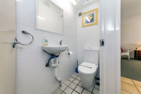 Mistral Court Unit 2 / 17 Mistral Close - Darwin Holiday 5