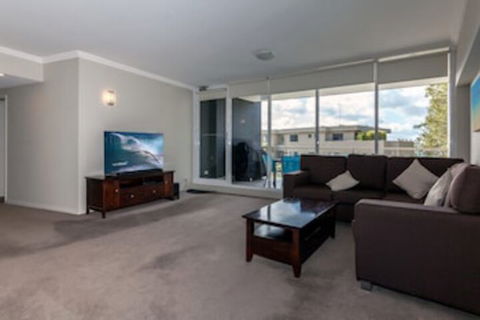 Oasis Unit 3 / 5 Laman Street - Darwin Holiday 0