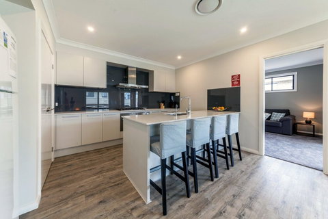 Tomaree Road 19 The Cottage - Darwin Holiday 3