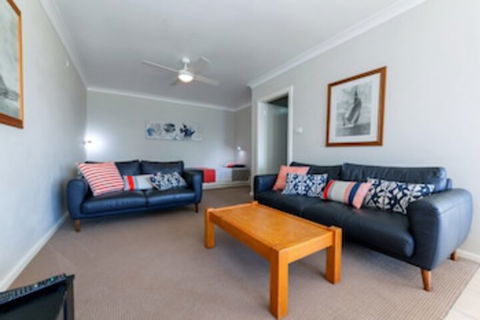 Quarterdeck, Unit 1/ 12 Magnus Street - Darwin Holiday 0