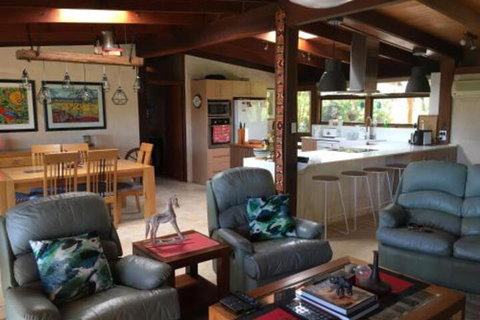 Hinterland Hideaway - Darwin Holiday 7