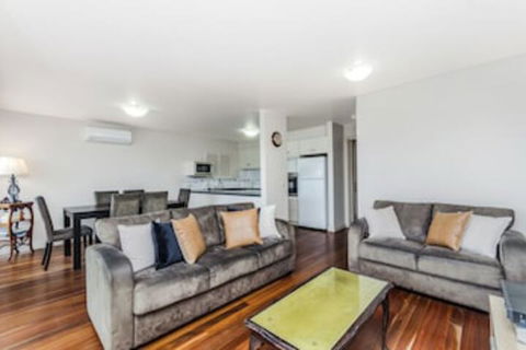 The Moorings - Darwin Holiday 0