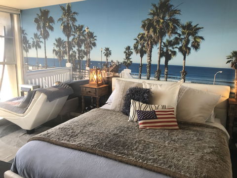 Lorne World - Darwin Holiday 5