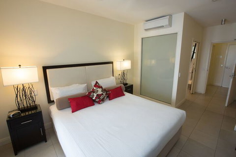 The Beach Club Luxury Private Apartments - Darwin Holiday 5