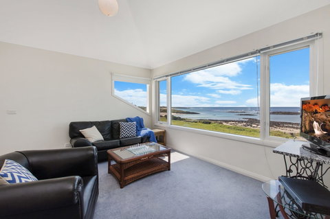 A Top Deck - Darwin Holiday 0