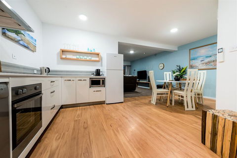 Ulverstone River Edge Apartments - Darwin Holiday 1