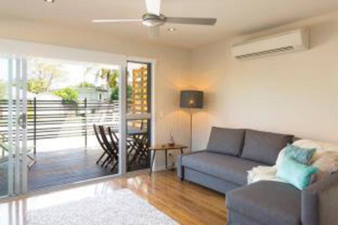 New Designer Home + Parking + Close To Airport - Darwin Holiday 2