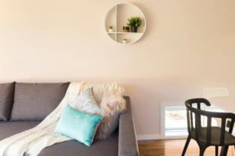 New Designer Home + Parking + Close To Airport - Darwin Holiday 1