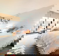 CELESTE 1BDR East Melbourne Apartment - Darwin Holiday