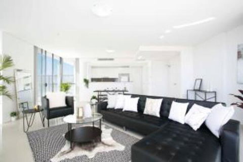 Palatial Penthouse Apartment Phenomenal Views - Darwin Holiday 1