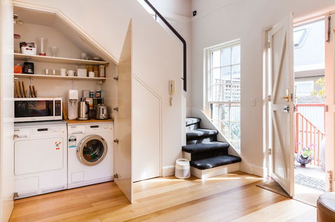 VERA, 1BDR South Melbourne Apartment - Darwin Holiday 1