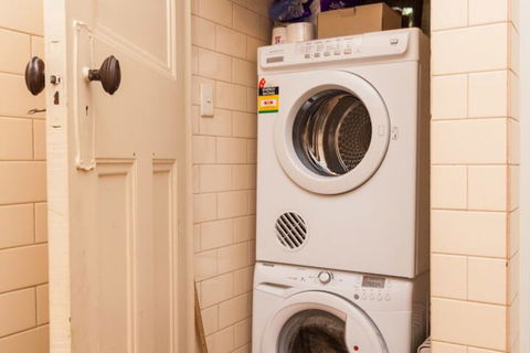 MADELINE, 1BDR Fitzroy Apartment - Darwin Holiday 2