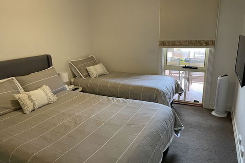 Austral Place 88 Via Merri River - Darwin Holiday 6
