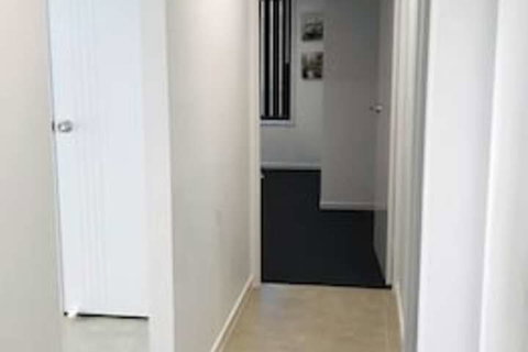 Hervey Bay Holiday Home - Darwin Holiday 5