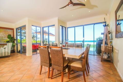 Absolute Beachfront Holiday House - Darwin Holiday 6