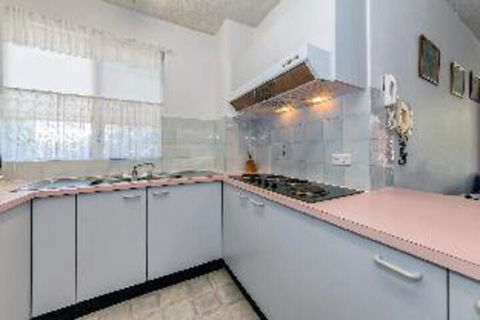 2 Bedroom Apartment Gretel Lodge Unit 4 - Darwin Holiday 4