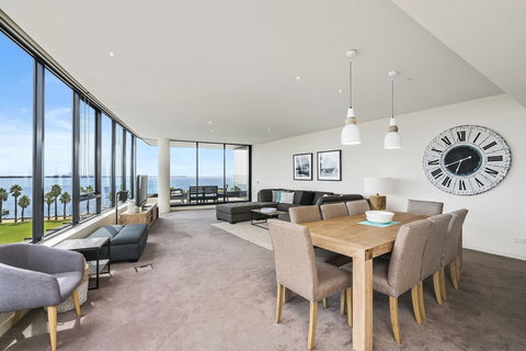 Edgewater Penthouse - Darwin Holiday 1