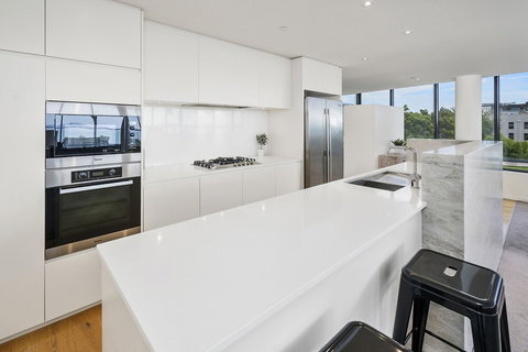 Edgewater Penthouse - Darwin Holiday 2