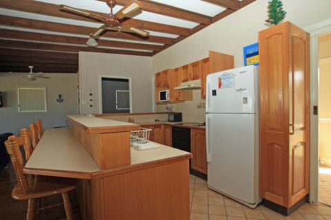 Silversands Beach House - Darwin Holiday 2