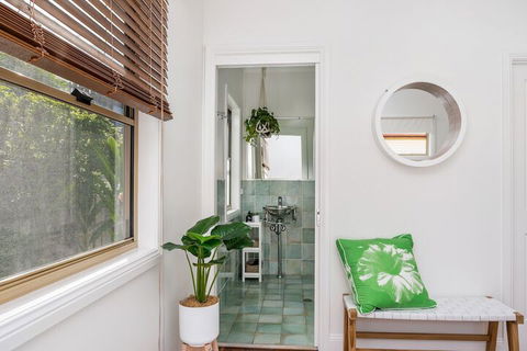 Barefoot Lane - Darwin Holiday 3