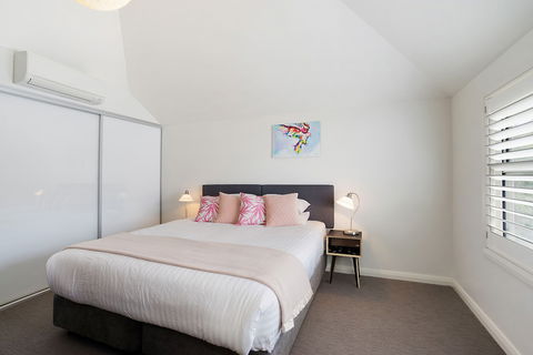 Newcastle Executive Homes - Veda House - Darwin Holiday 2