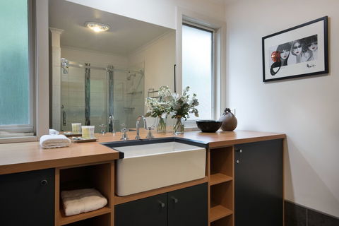 Kuca Stone - Darwin Holiday 3