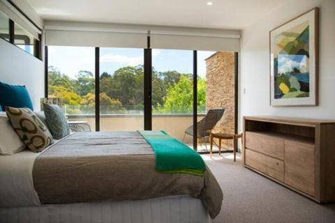 Lake Daylesford Lodge 3 - Darwin Holiday 3