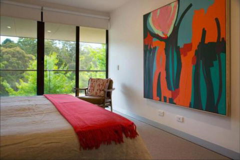 Lake Daylesford Lodge 3 - Darwin Holiday 5