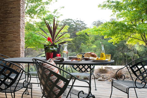 Lake Daylesford Lodge 5 - Darwin Holiday 1