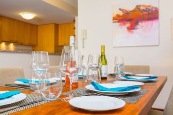 Luxurious Perth Townhouse - Darwin Holiday 6