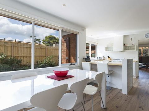 Iluka Stroll To Tyrone Foreshore - Darwin Holiday 5