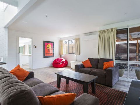 Iluka Stroll To Tyrone Foreshore - Darwin Holiday 2