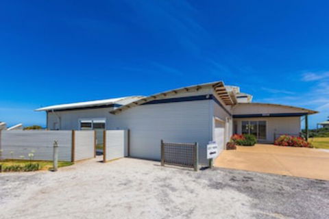 Wytonia Cabana - Darwin Holiday 0