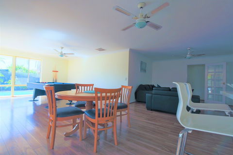 Mindarie Villa - Darwin Holiday 4