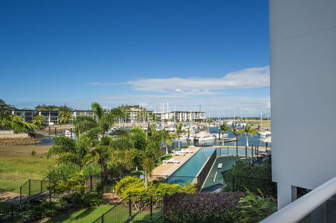 Beachside Apartment 13 - Darwin Holiday 0