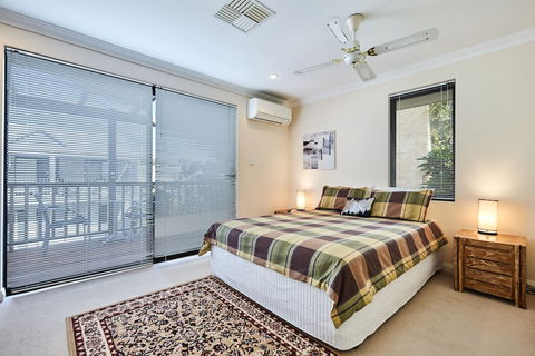 Fremantle Townhouse Unit 4 - Darwin Holiday 6