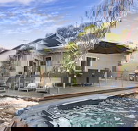 Madeleine Street - Darwin Holiday