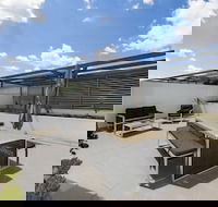 Accommodate Canberra - Lakefront - Darwin Holiday