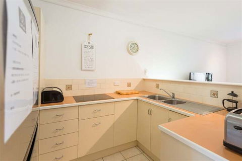 2br Amazing Beach House - Darwin Holiday 7