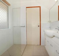 2 Eastern Court Mount Coolum 400 DOLLAR BOND Pet Friendly LINEN INCLUDED - Darwin Holiday