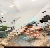 Half Moon Cottage - Darwin Holiday