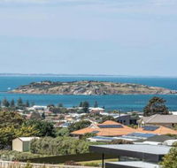 Encounter Beach House with stunning views - Darwin Holiday
