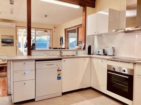 Nautique Beach House - Darwin Holiday 3