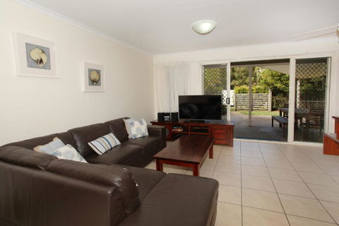 Unit 9 Marcoola Shores 1 Flindersia Street Marcoola 500 BOND LINEN INCLUDED - Darwin Holiday 2