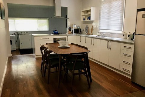 Otters Retreat - Darwin Holiday 2