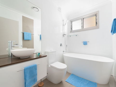 Bamboo Bay At Fingal Bay - Darwin Holiday 5